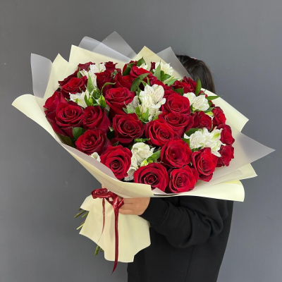 Букет «Танец любви» – гармония страсти и нежности в каждом лепестке Дзержинский Московская область